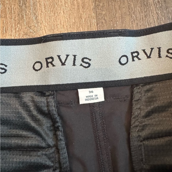 Orvis Shorts. Men’s size 36. Black. - Picture 4 of 9